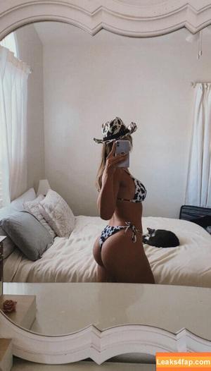 Aileen Hnatiuk photo #0039