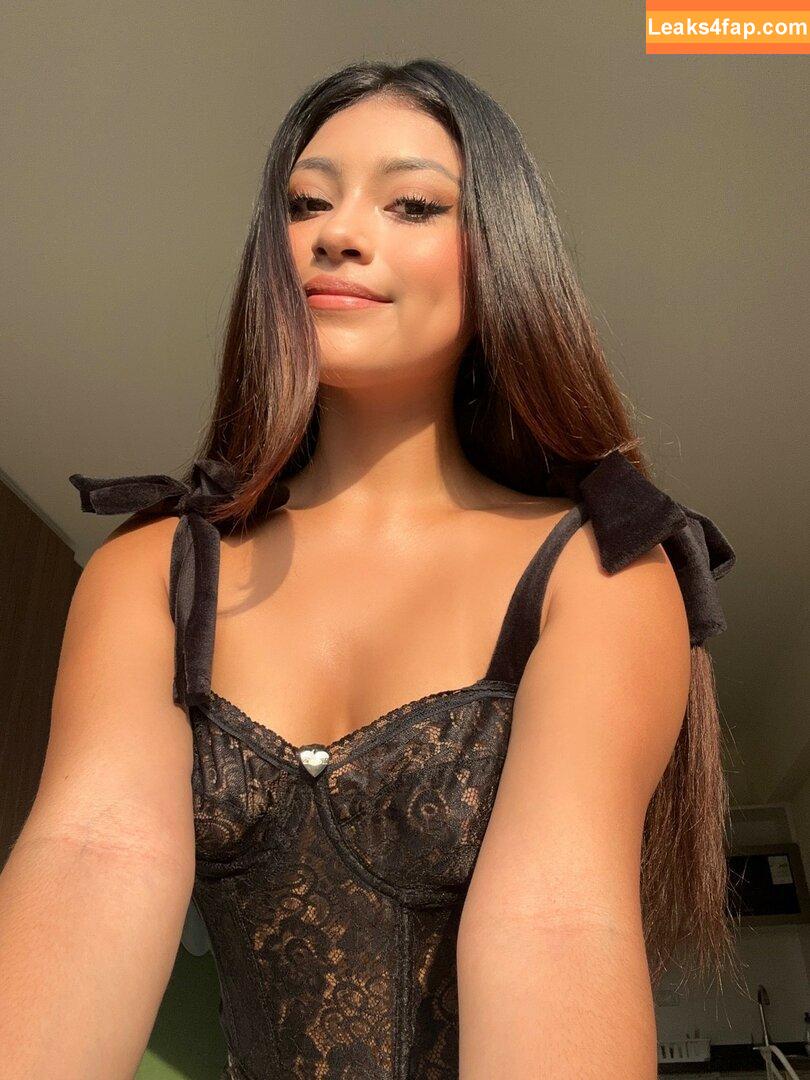alexandraboo / alexandraboo_off leaked photo photo #0005