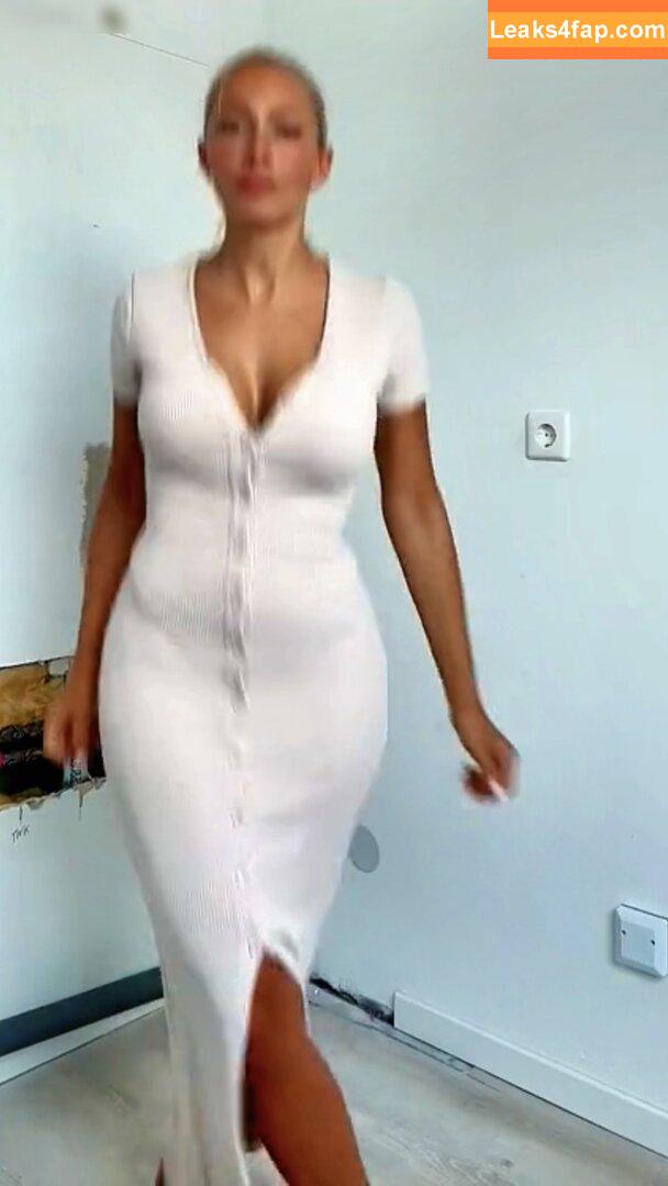 Amanda.C.Emilia / Amanda C Emilia / Emiliaca / amandacemiliaa / amandaxcharlotte leaked photo photo #0136
