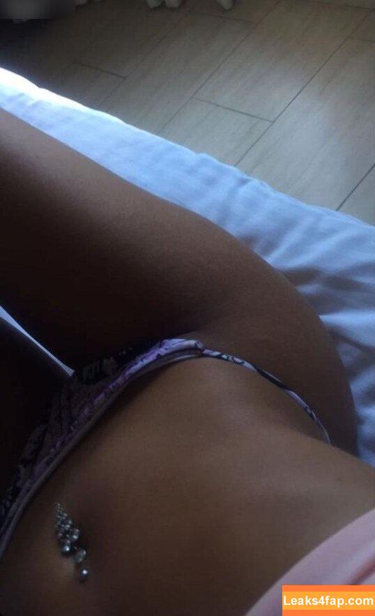 Amanda.C.Emilia / Amanda C Emilia / Emiliaca / amandacemiliaa / amandaxcharlotte leaked photo photo #0141