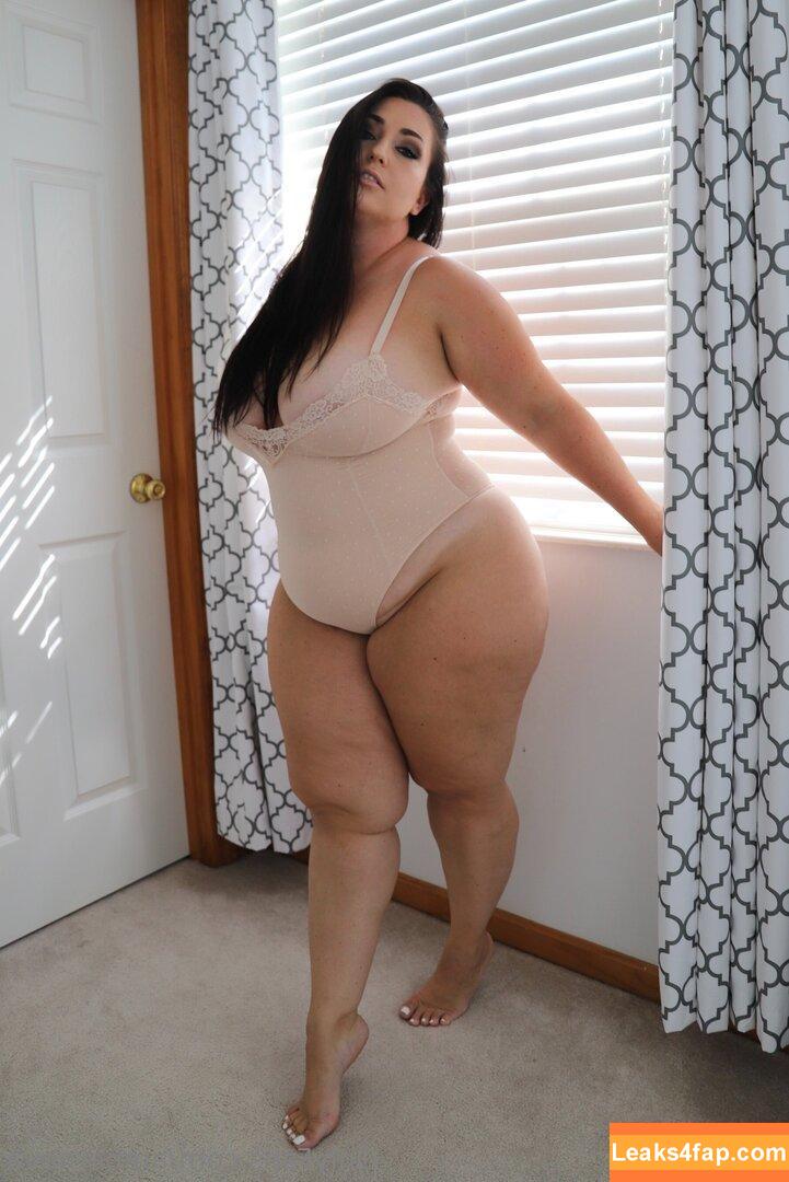 ambernova / Amber Nova / TheAmberNova / amber.nova leaked photo photo #0085