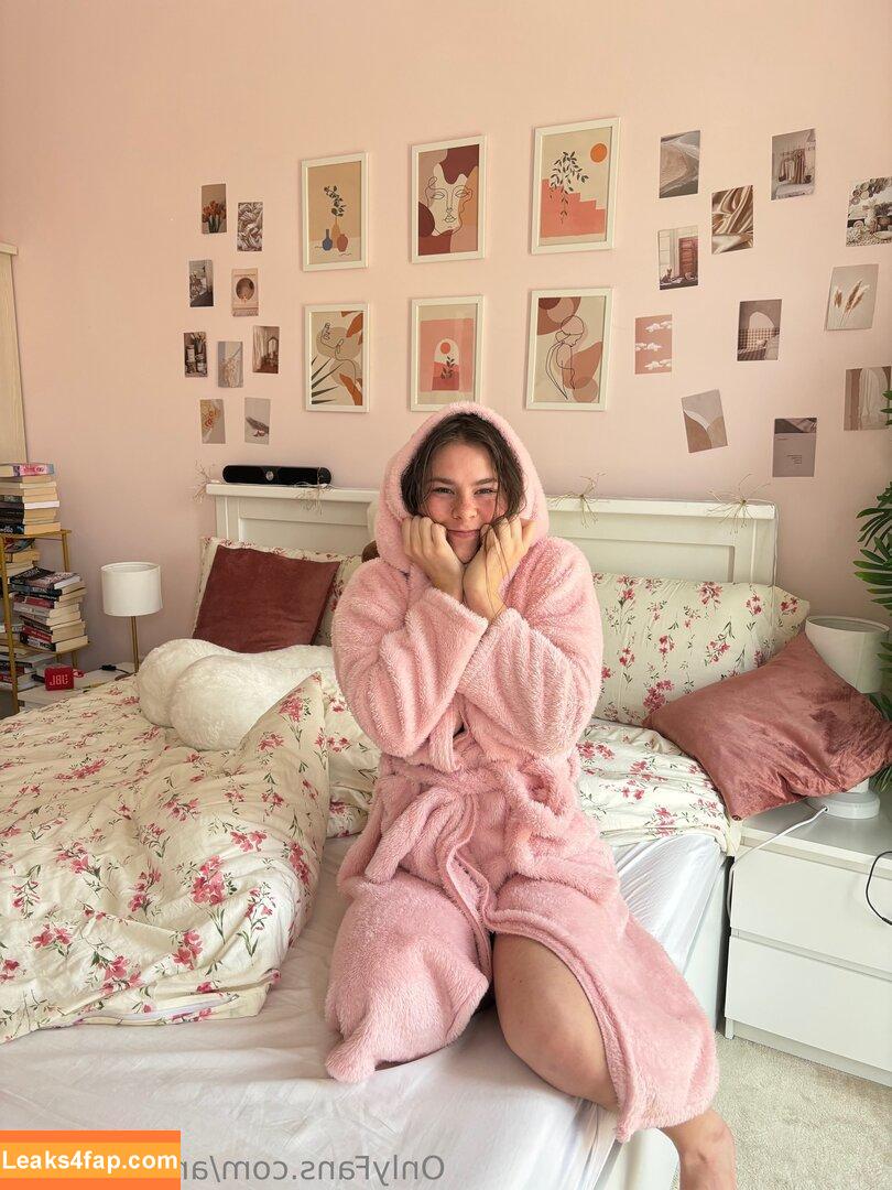 anna.caarter / anna_carter leaked photo photo #0016