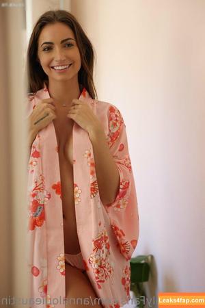 Anna Louise Austin photo #0025