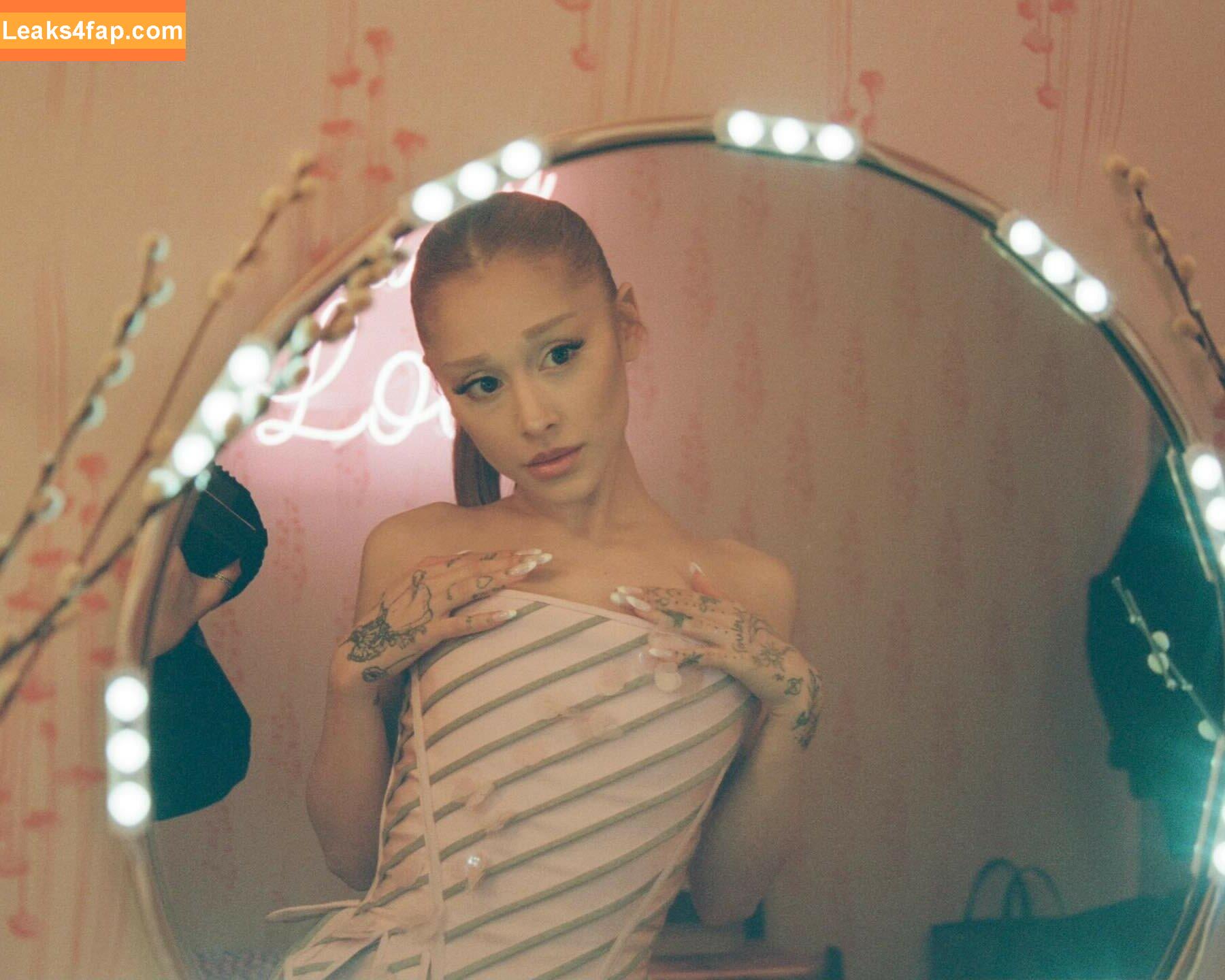 Ariana Grande / arianagrande / biancasotelo14 leaked photo photo #0349