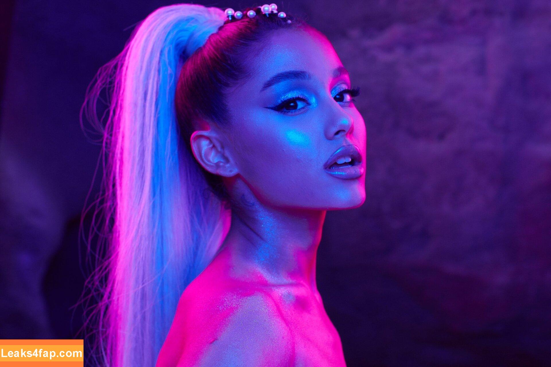 Ariana Grande / arianagrande / biancasotelo14 leaked photo photo #0445