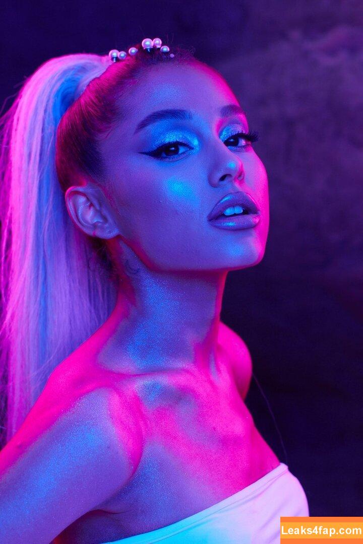 Ariana Grande / arianagrande / biancasotelo14 leaked photo photo #0447