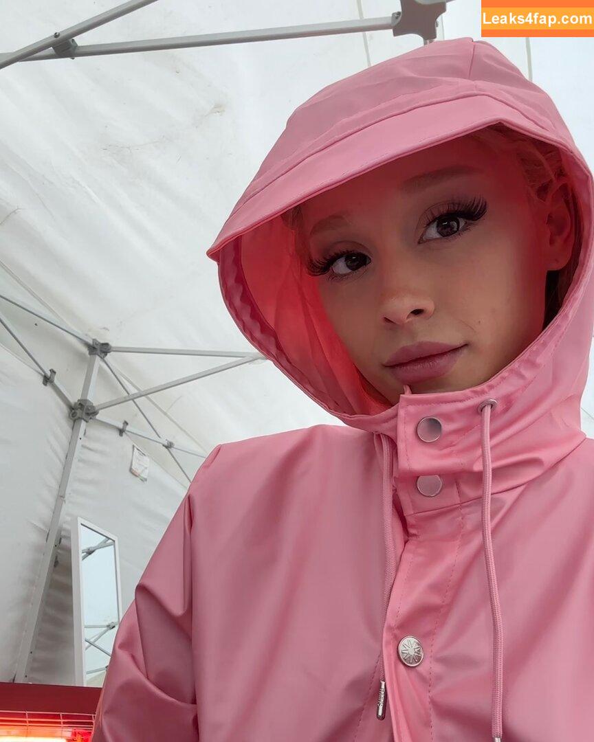 Ariana Grande / arianagrande / biancasotelo14 слитое фото фото #0497