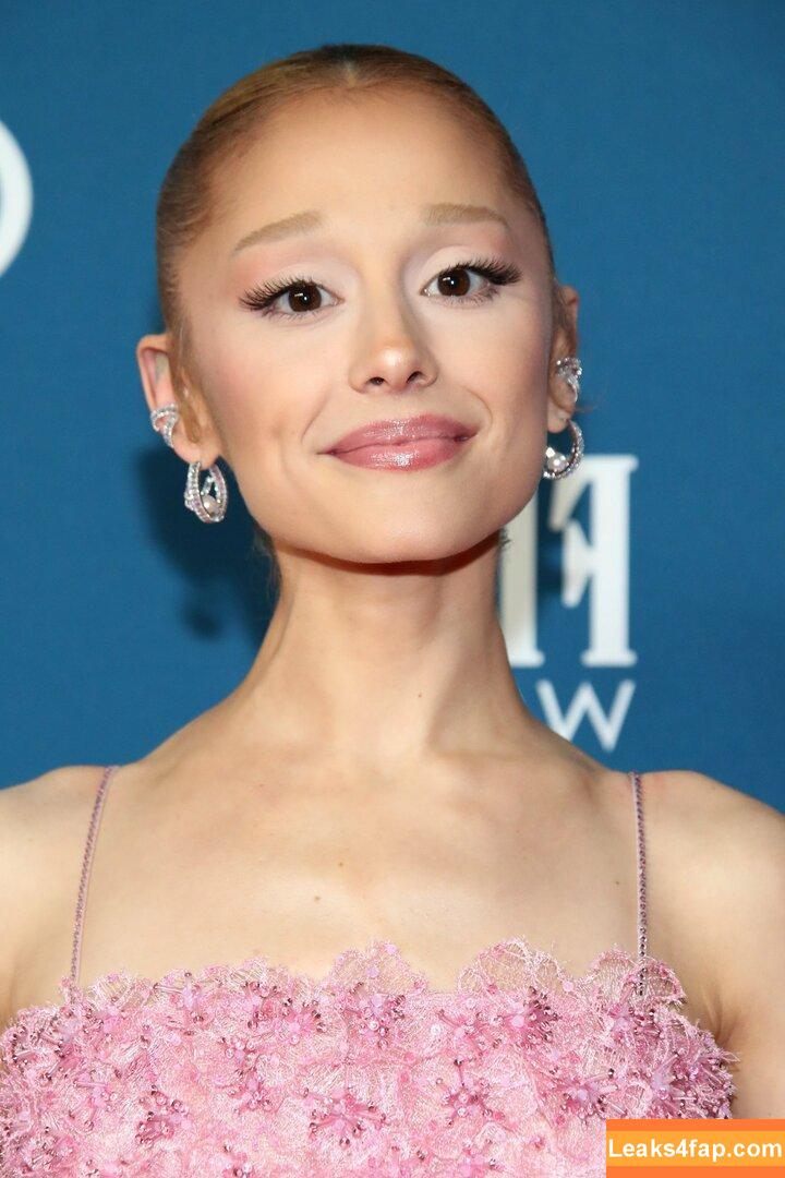 Ariana Grande / arianagrande / biancasotelo14 leaked photo photo #0571