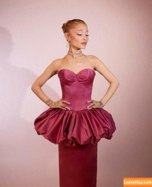 Ariana Grande photo #0232