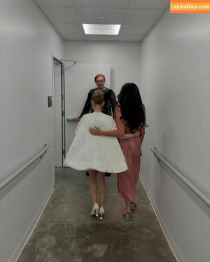 Ariana Grande photo #0239