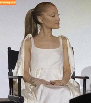 Ariana Grande photo #0395