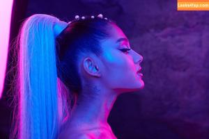Ariana Grande photo #0413