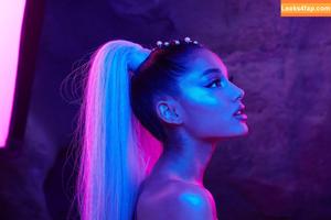 Ariana Grande photo #0423