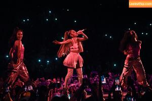 Ariana Grande photo #0471