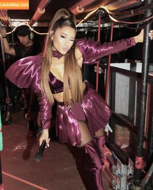 Ariana Grande photo #0476