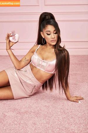 Ariana Grande photo #0503