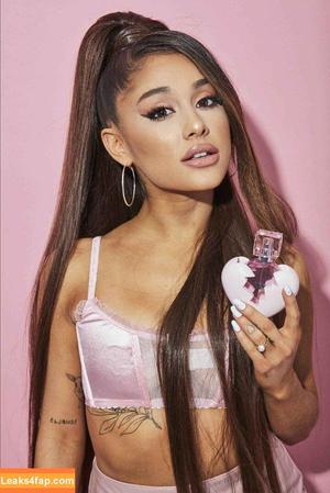 Ariana Grande photo #0514