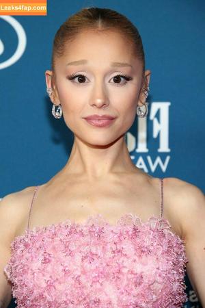 Ariana Grande photo #0570
