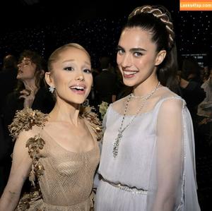 Ariana Grande photo #0584