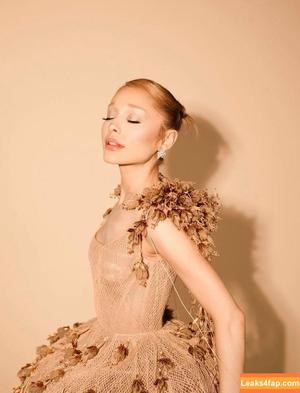 Ariana Grande photo #0593