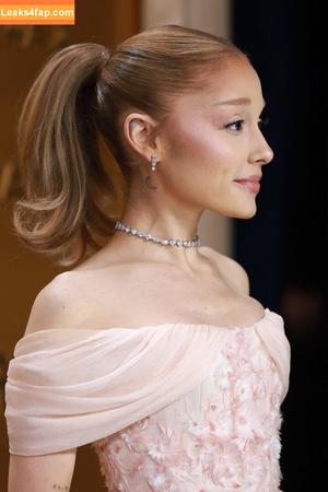 Ariana Grande photo #0647