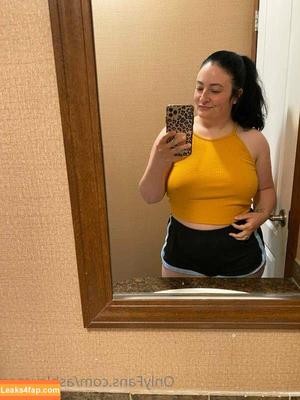 Ashley Coco photo #0022