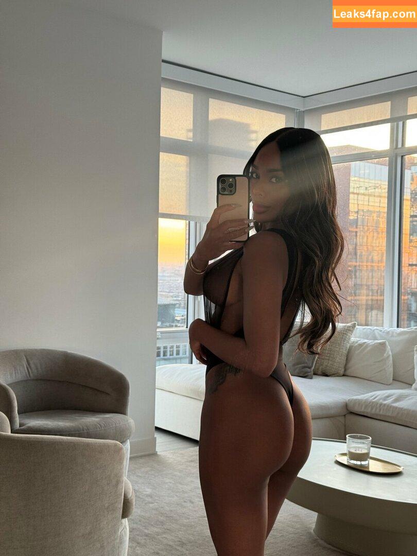 Aubree Rene / aubree_rene / aubreerene / aubreerene._ leaked photo photo #0082