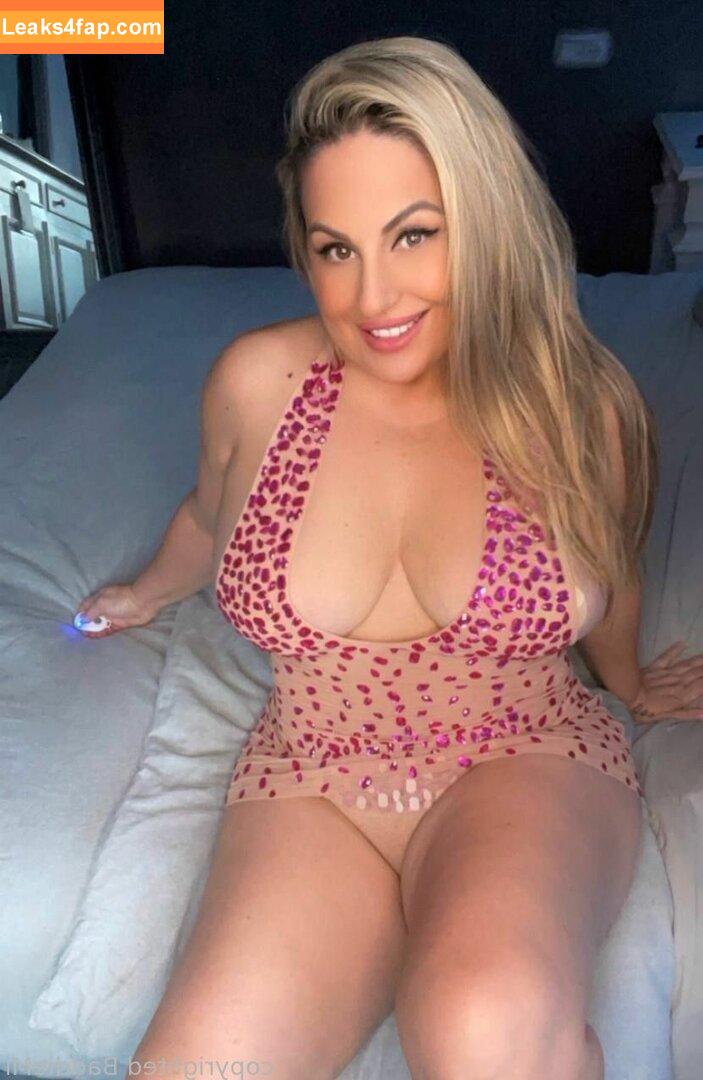 Baddiemi / baddiemi1 leaked photo photo #0155