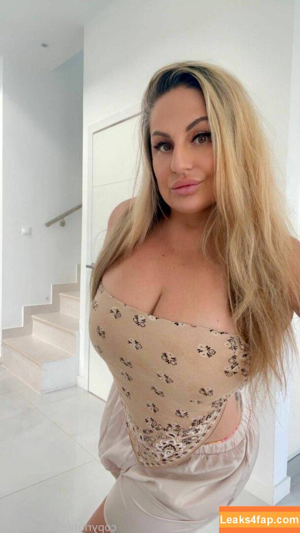 Baddiemi / baddiemi1 leaked photo photo #0359