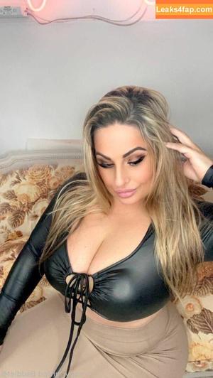 Baddiemi photo #0070