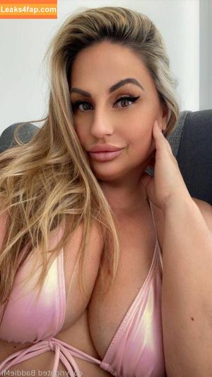 Baddiemi photo #0120