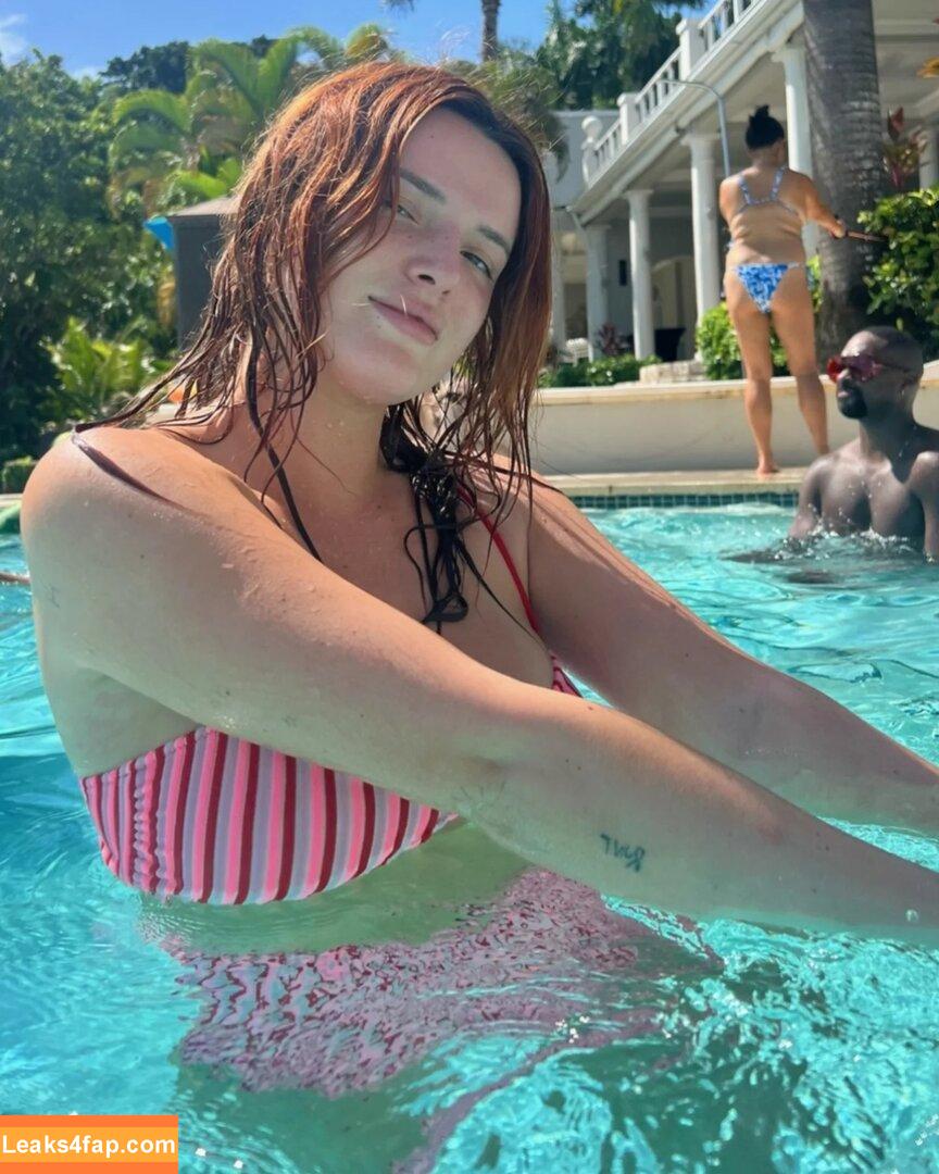 Bella Thorne / bellathorne / bellathorneoff слитое фото фото #0006