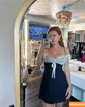 Bella Thorne фото #0001