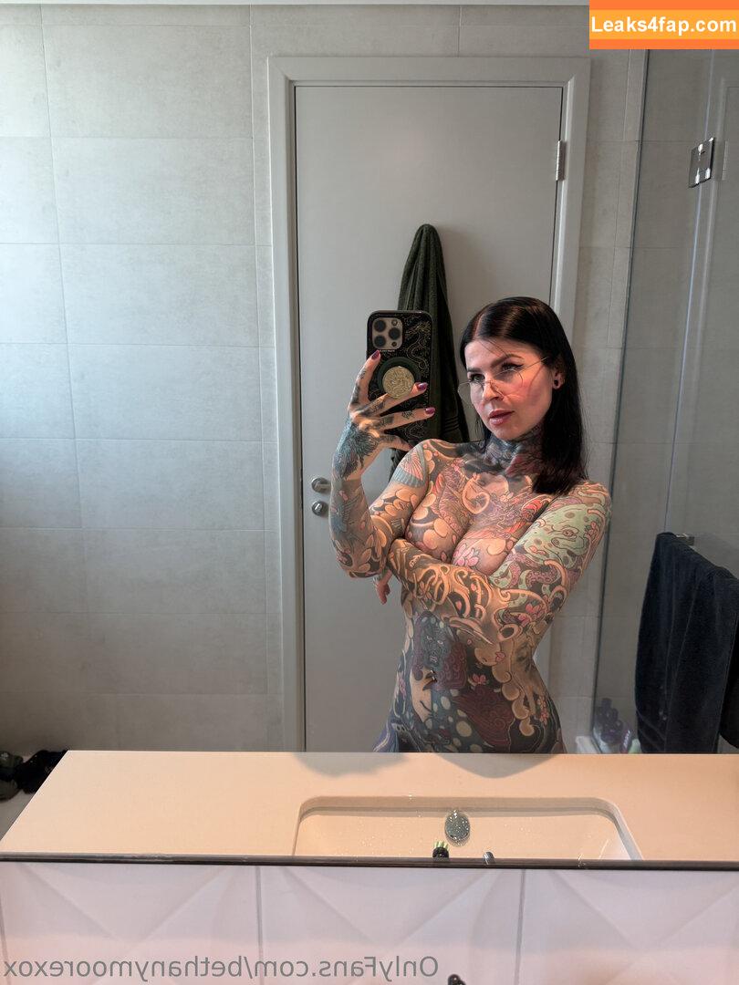 bethanymoorexox /  leaked photo photo #0004