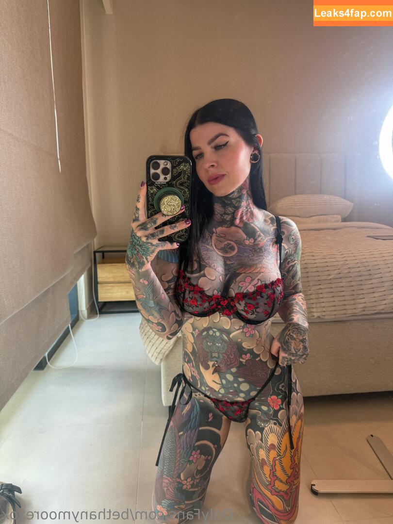 bethanymoorexox /  leaked photo photo #0029