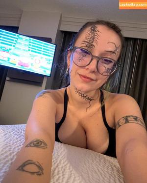 bigtittygothegg / goth__egg / goth.egg / Lee Lee photo #0010