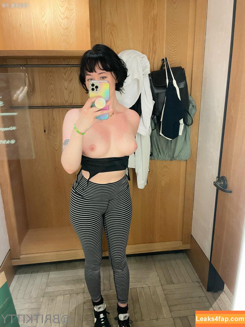 Britkitty / neopetkitty leaked photo photo #0756