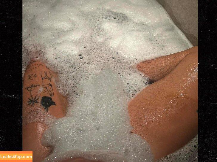 Bubble Bunny /  слитое фото фото #0005
