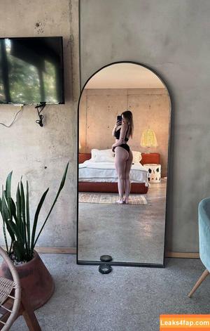 Cami Landi photo #0025