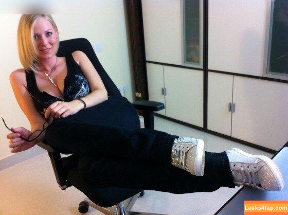 CaraCum / cara_cum leaked photo photo #0120