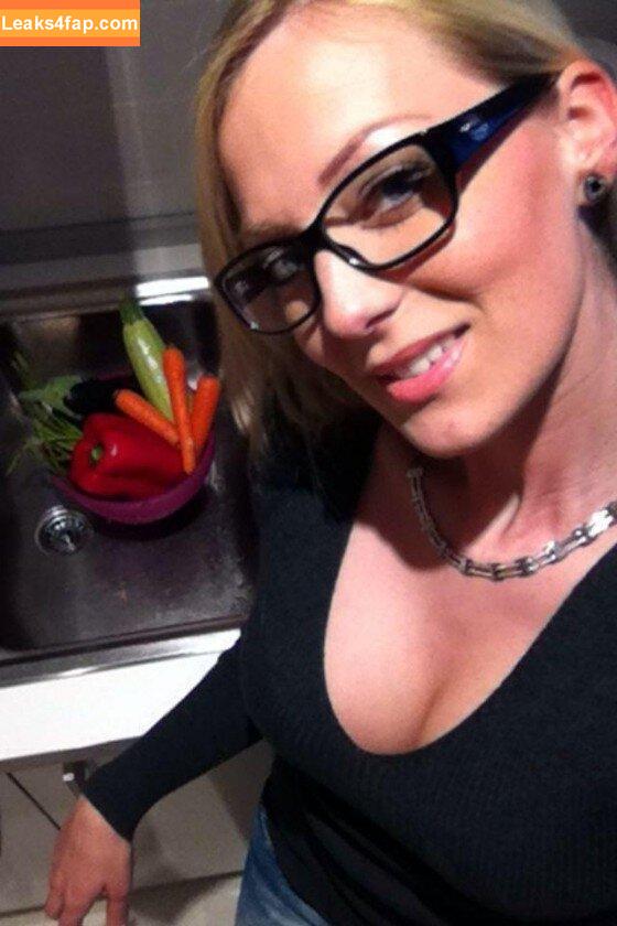 CaraCum / cara_cum leaked photo photo #0142