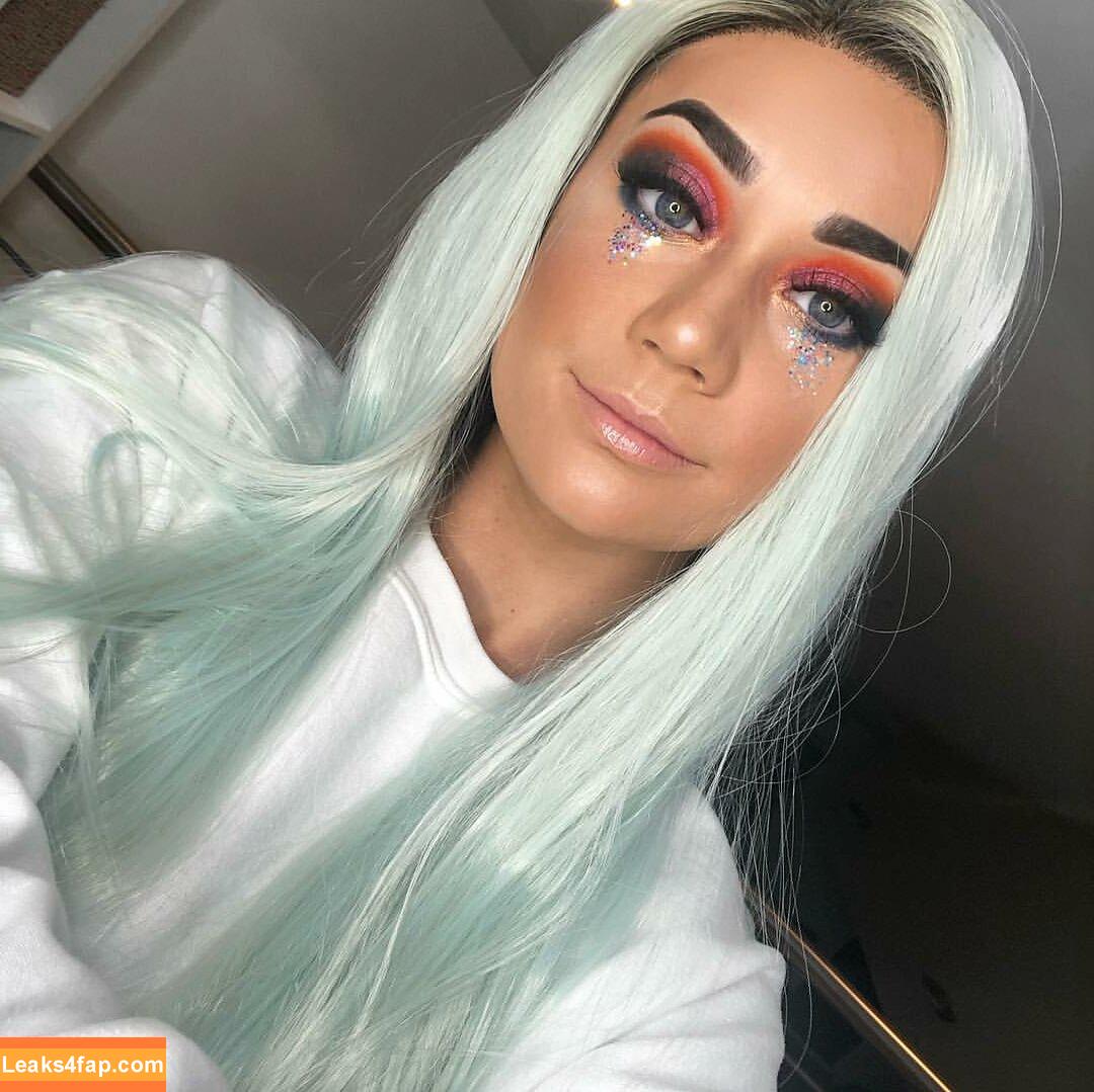 cassiealex / lrayyy_ leaked photo photo #0005