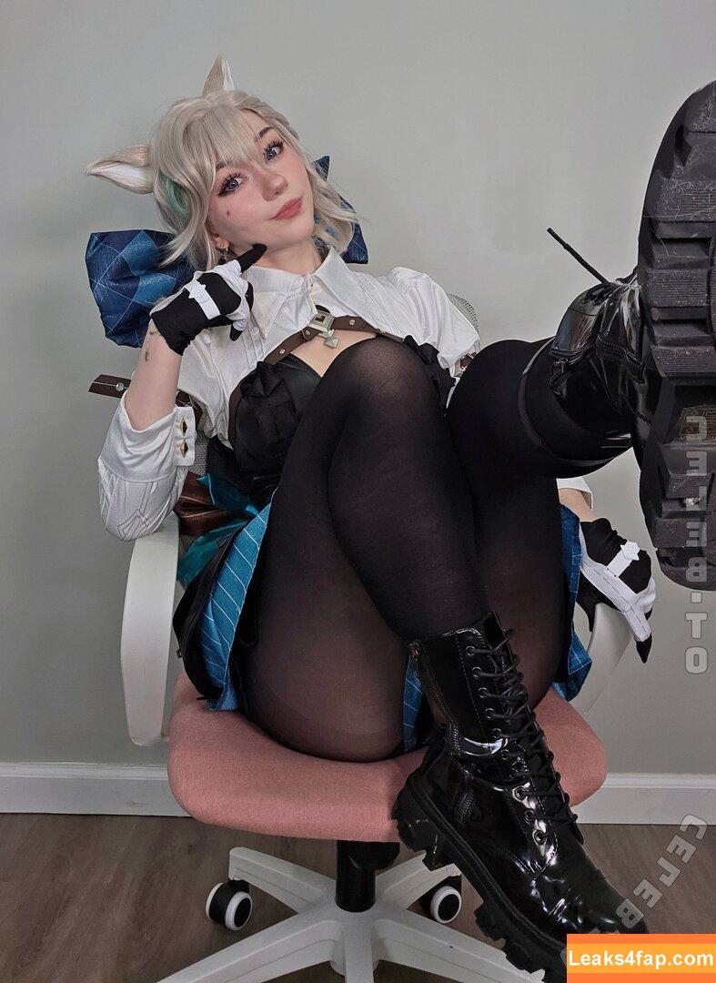 Celebi.cos / CelebiCosplays / celebi.cosplays / celebi_cos слитое фото фото #0025