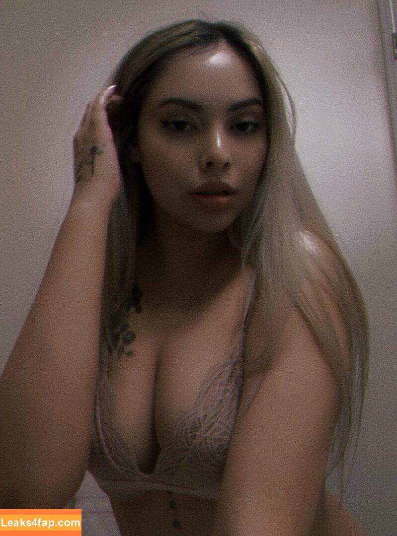 celestialwhore /  leaked photo photo #0028