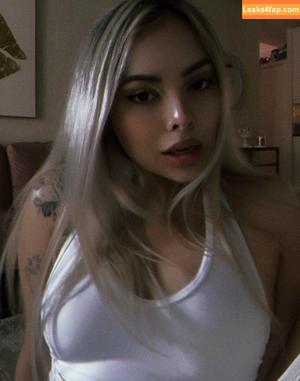 celestialwhore photo #0030