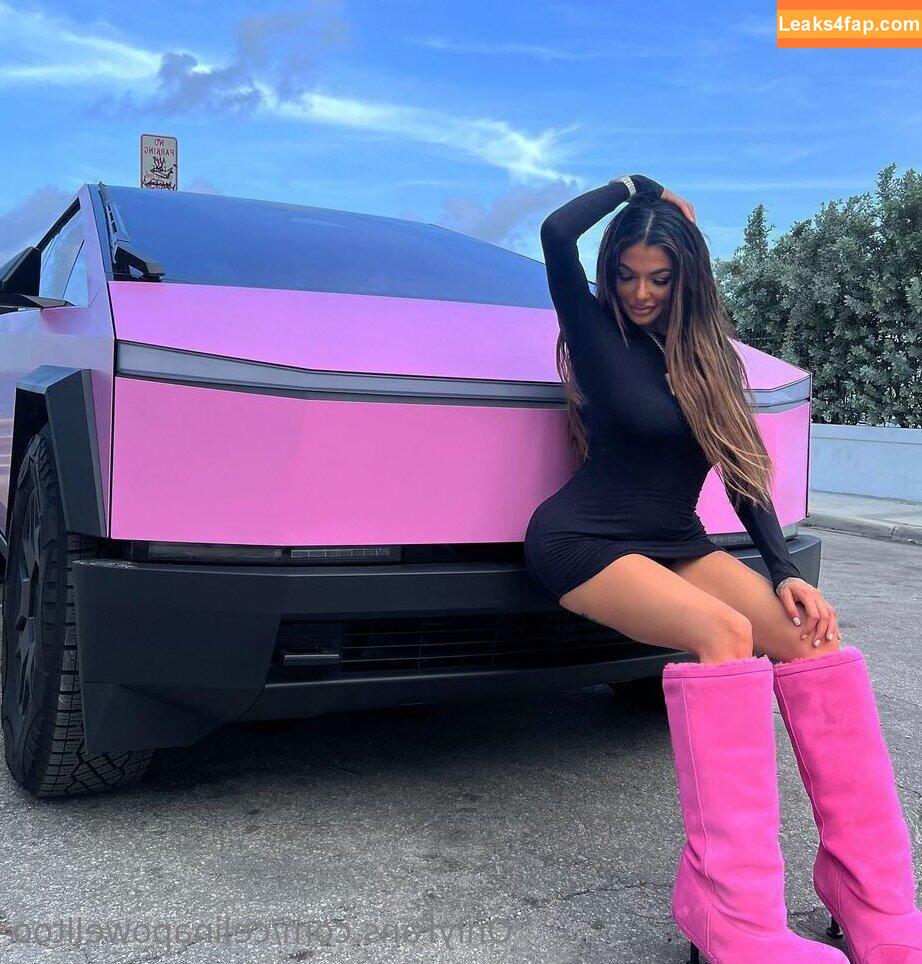celinapowelltoo / celinapowell leaked photo photo #0017