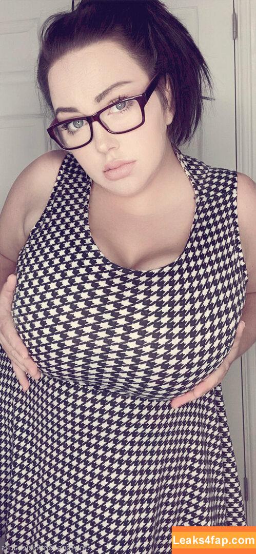 chloehart34kk / chloehartkk leaked photo photo #0007