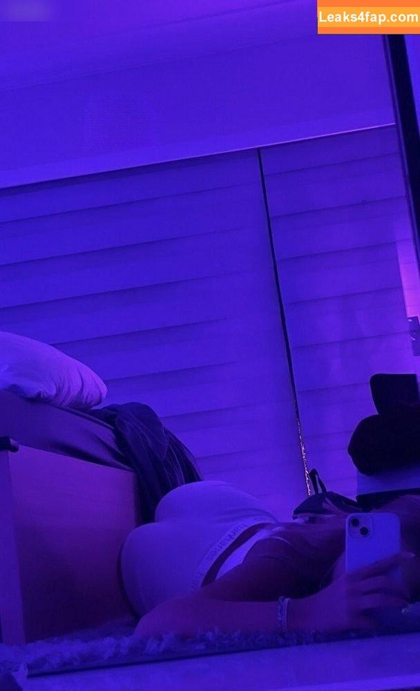 clairelizzyx /  leaked photo photo #0005