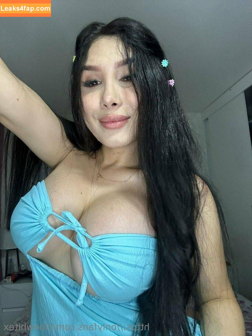cloewhitex /  leaked photo photo #0016