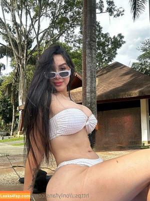cloewhitex photo #0025